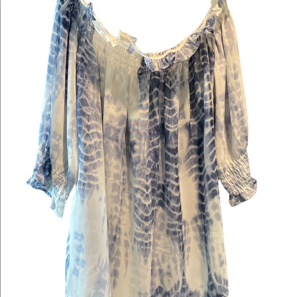 Sheer Top - Picture 3 of 4